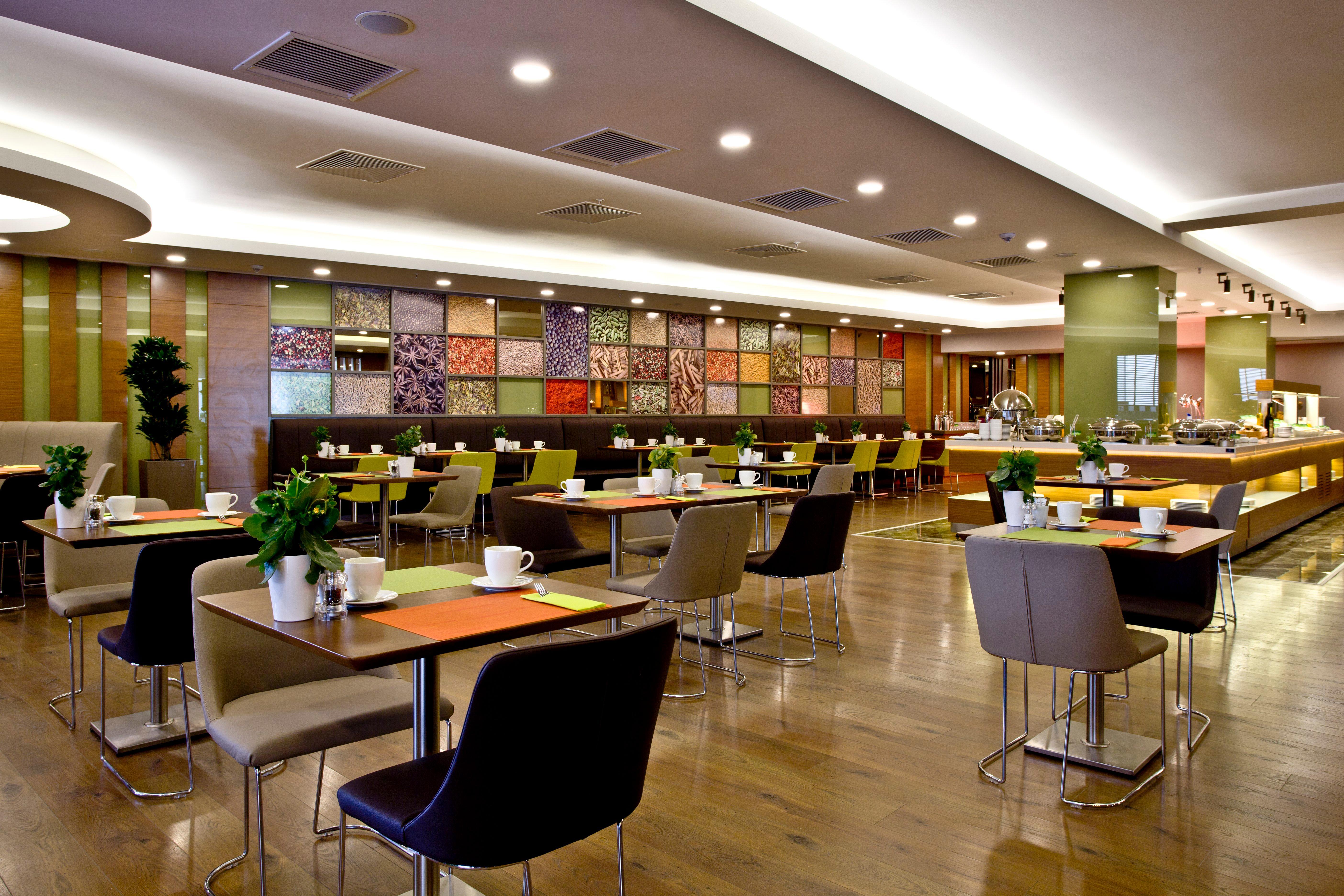 Holiday Inn Gaziantep By Ihg Esterno foto
