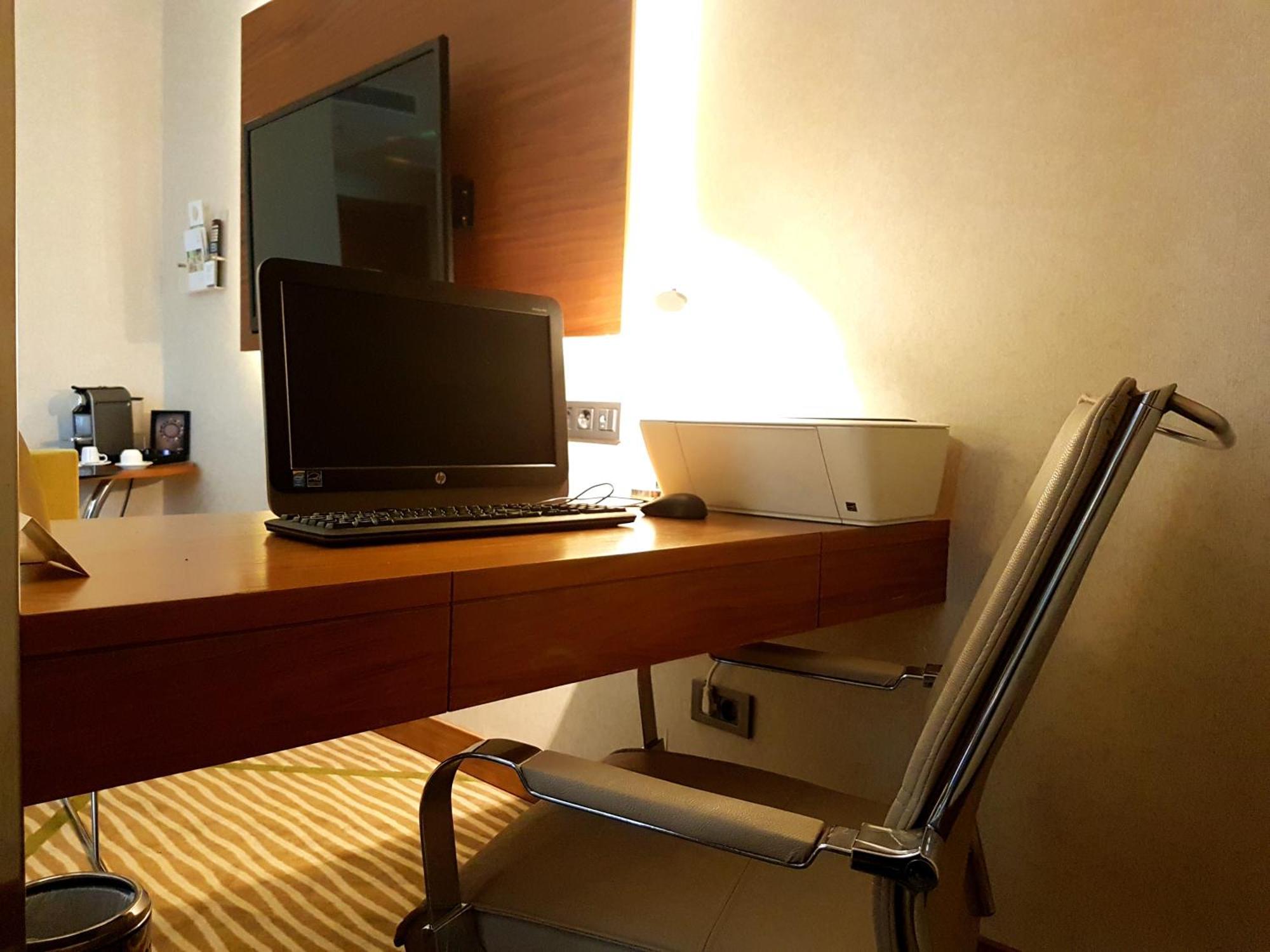Holiday Inn Gaziantep By Ihg Esterno foto