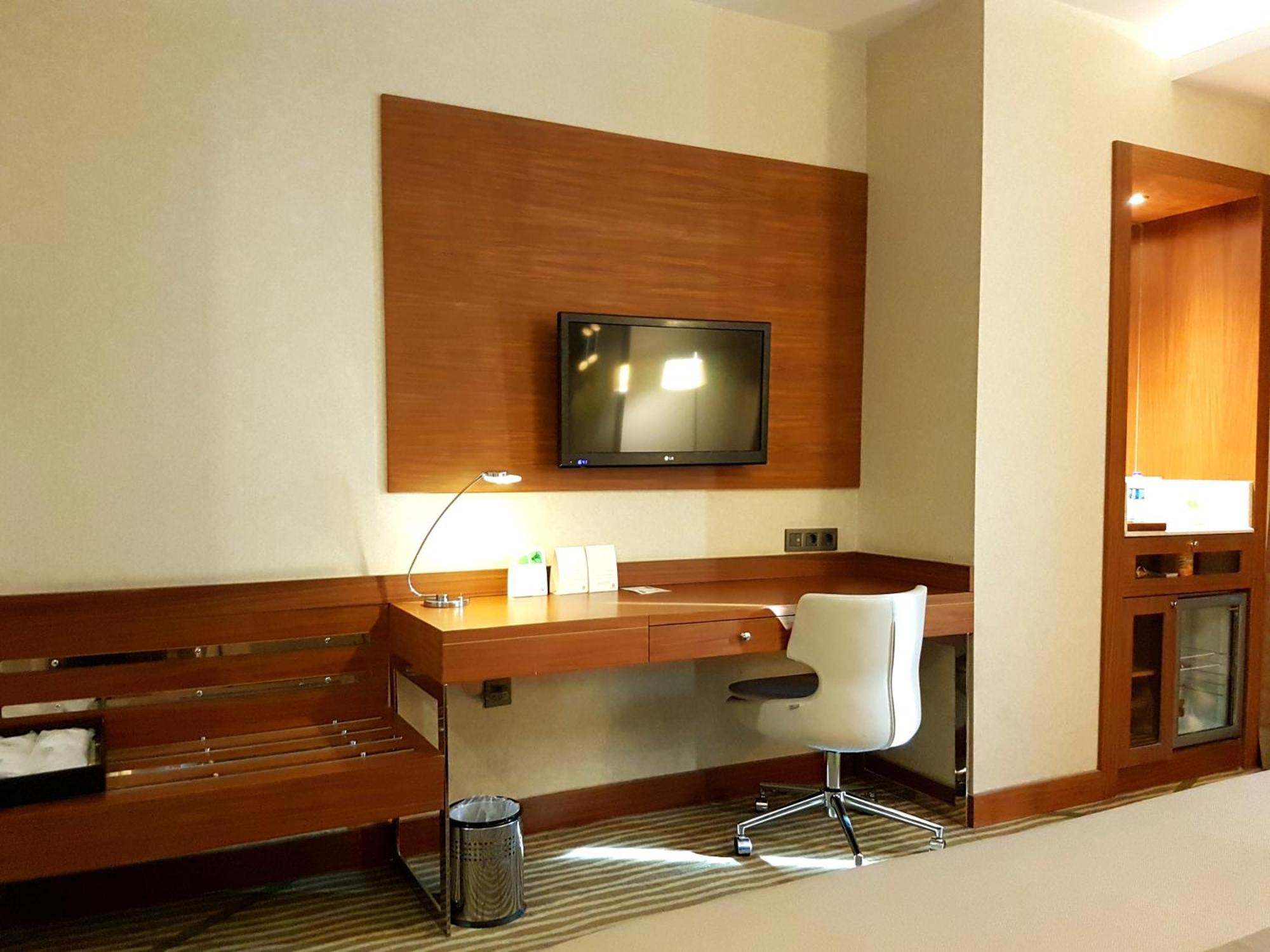 Holiday Inn Gaziantep By Ihg Esterno foto