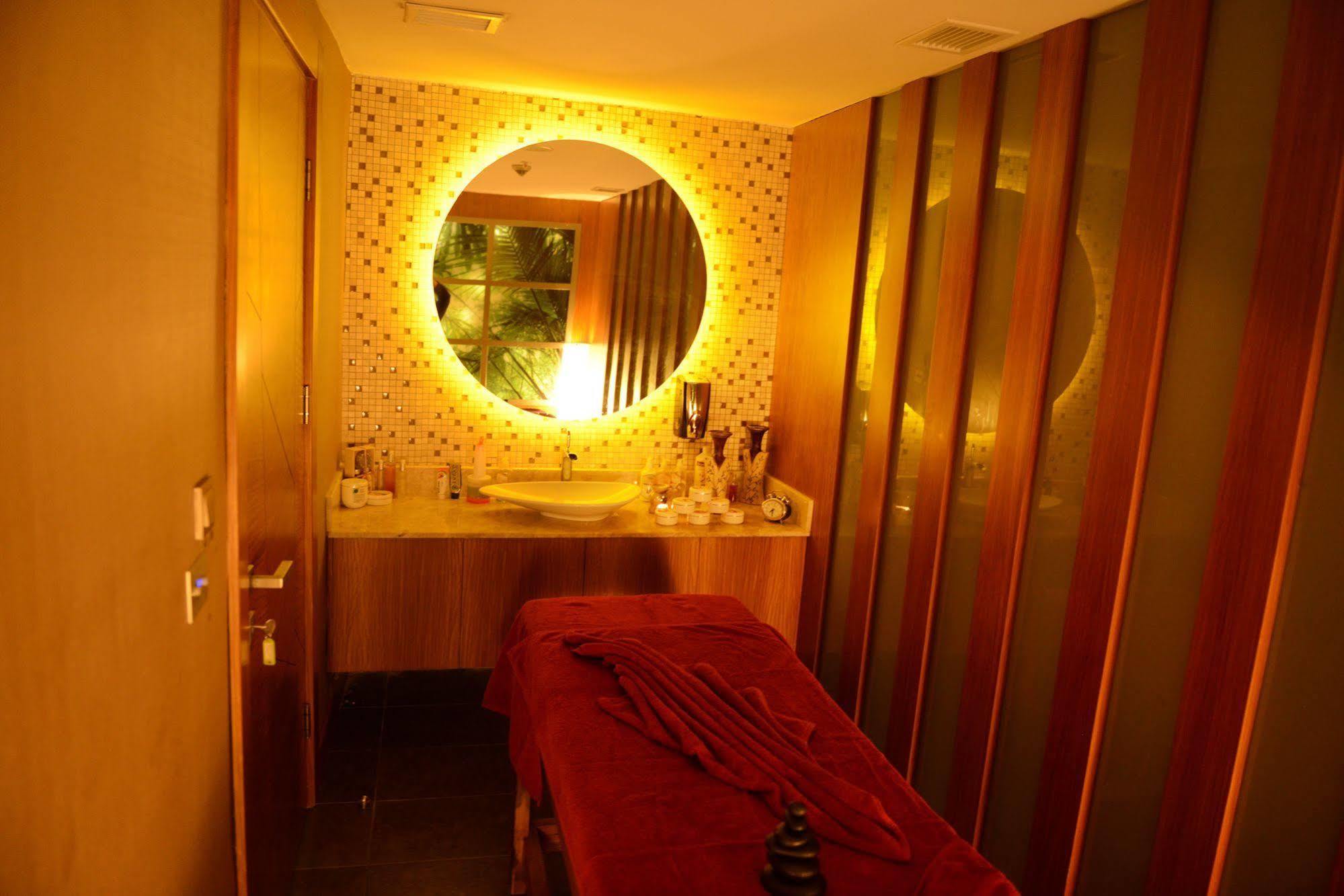 Holiday Inn Gaziantep By Ihg Esterno foto
