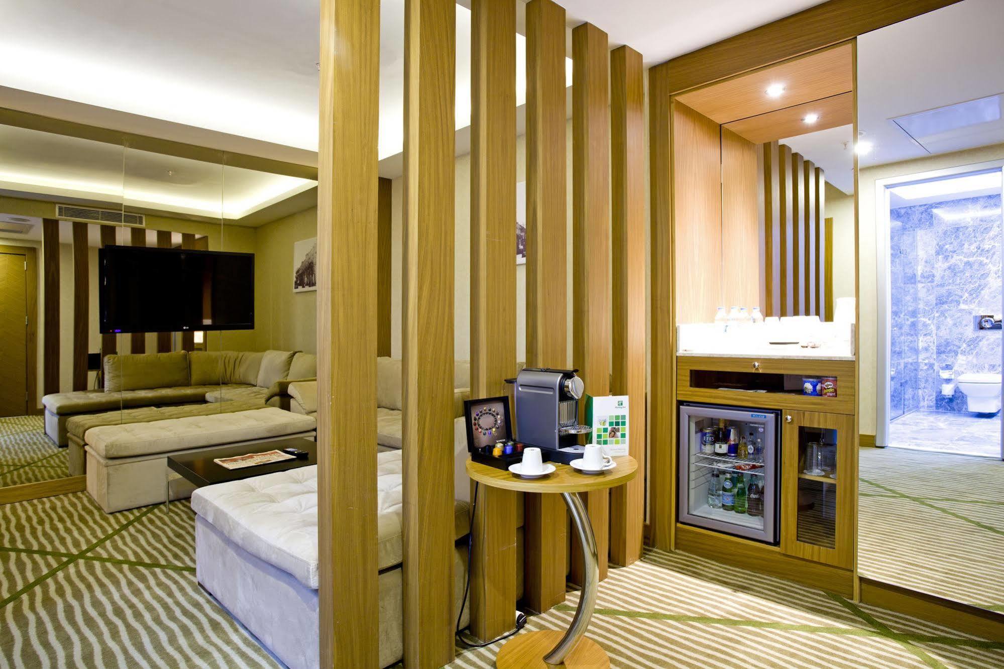 Holiday Inn Gaziantep By Ihg Esterno foto